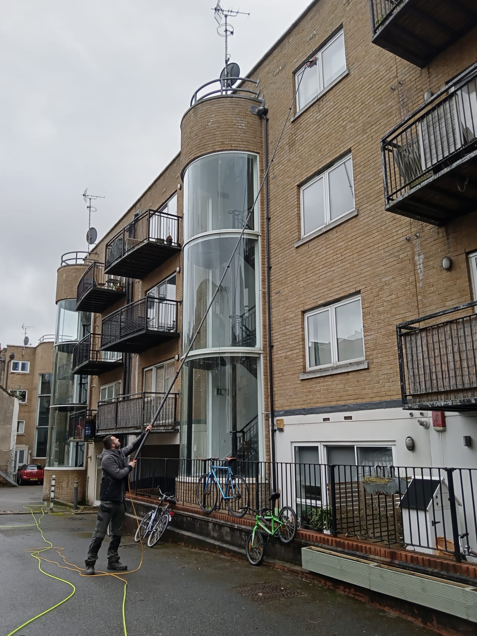 Commercial Window Cleaning London