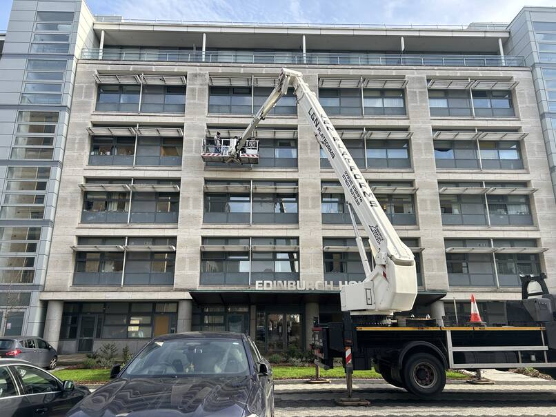 Cherry Picker Window Cleaning - Kind Contractors