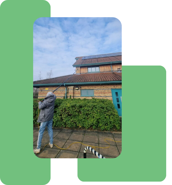 london solar panel cleaning